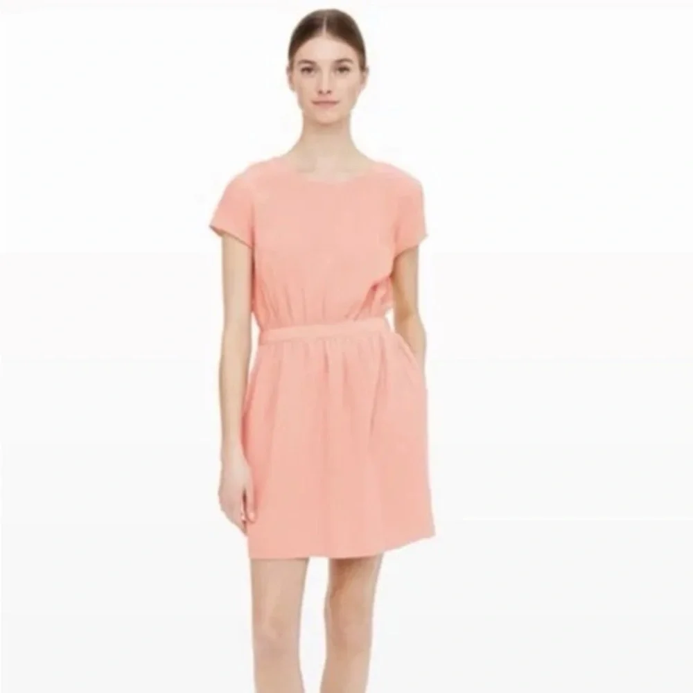 Club Monaco Ruth Cutout Vented Back Silk Light Peach - Picture 3 of 8